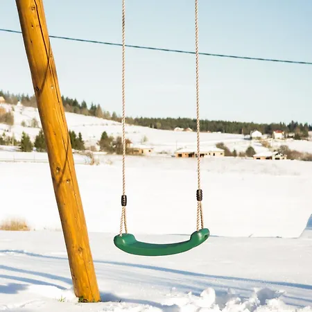 Forest House Bukva Ferienhaus *