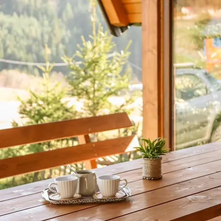 Forest House Bukva Ferienhaus Ravne