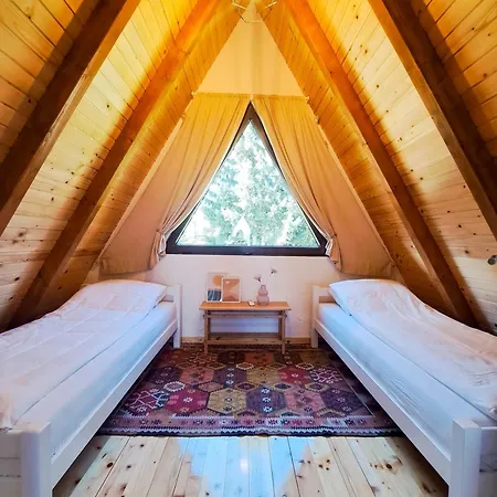 Forest House Bukva בית נופש