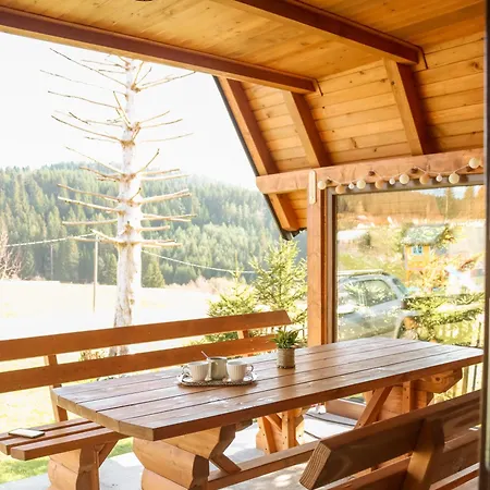 Ferienhaus Forest House Bukva