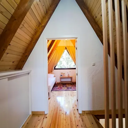Forest House Bukva בית נופש *