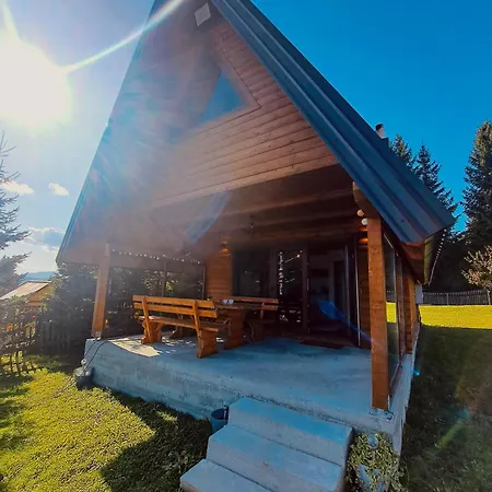 Ferienhaus Forest House Bukva *