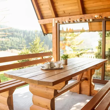 Forest House Bukva Ferienhaus