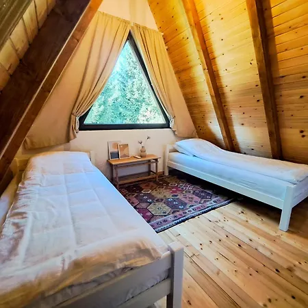 Forest House Bukva Ferienhaus