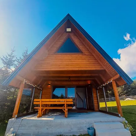 Ferienhaus Forest House Bukva