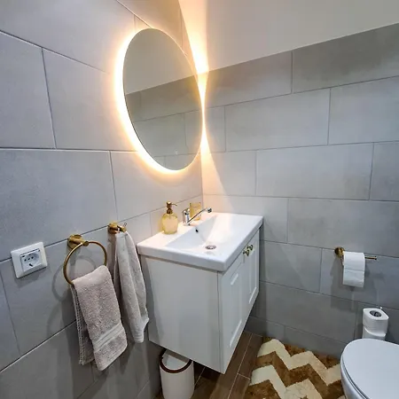 Forest House Bukva בית נופש Ravne